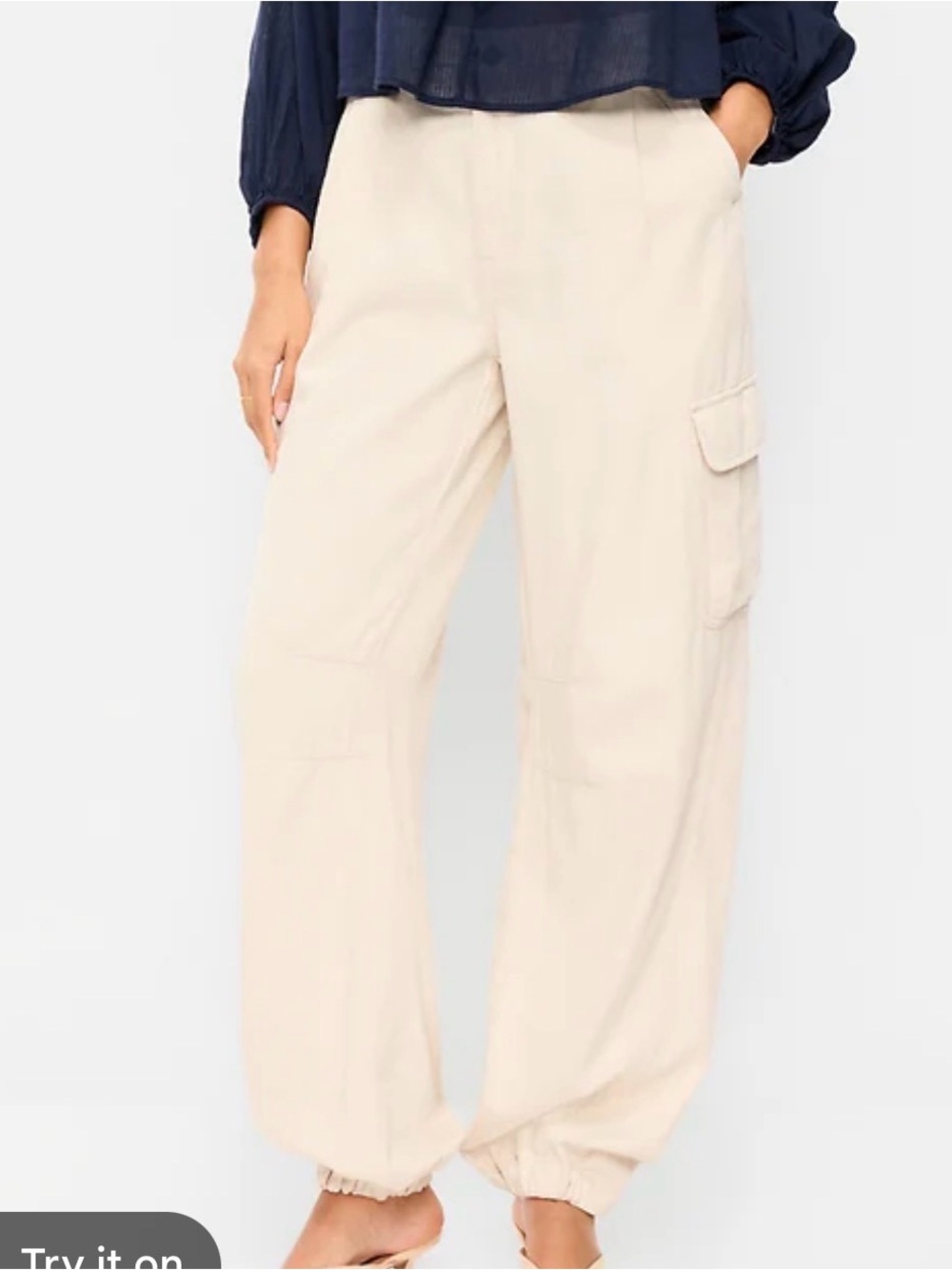 Old Navy Twill Barrel Cargo Pants Womens XS Pleated Jogger cream colored